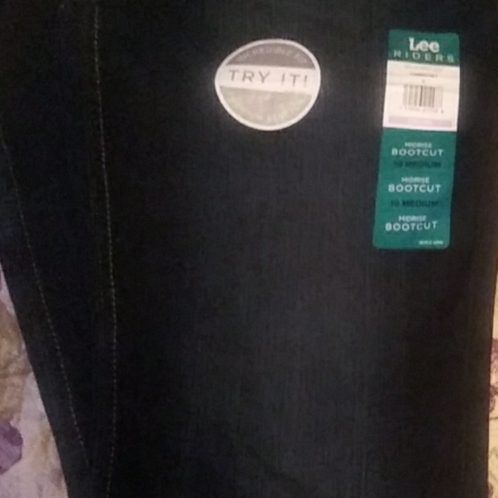 Riders midrise bootcut size 10 medium